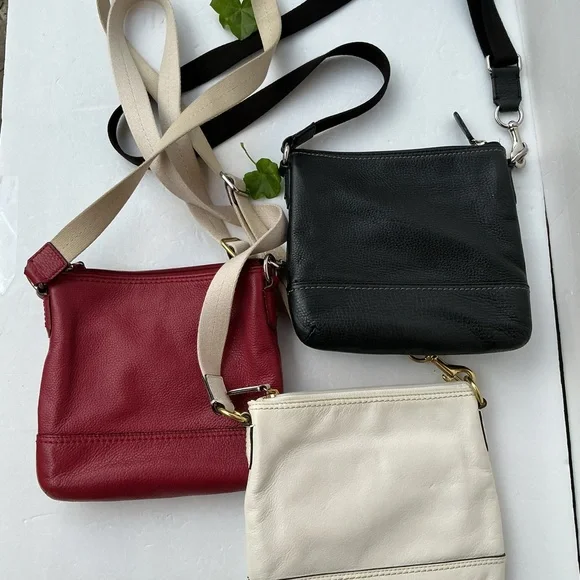 Coach Turnlock Crossbody Bag - Picture 2 of 13